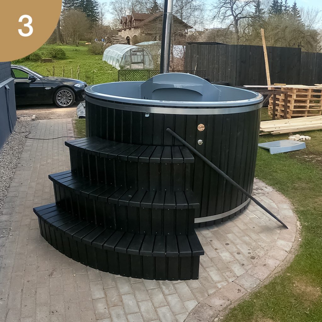 Hot tub with internal stove, LED lighting, stainless steel hoops