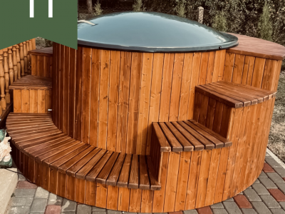 Kubls ar apkļaujošām kāpnēm, integrēto krāsni, hidromasāžu, LED…