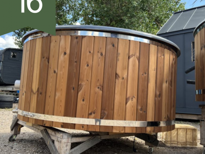 Kubls ar termokoka apdari, integrētu krāsni, hidromasāžu…