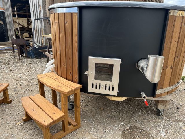 Stiklašķiedras kubls ar krāsns aizsargu