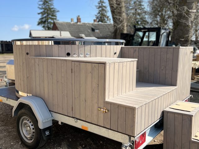 Pārvietojams kubls ar ārējo krāsni